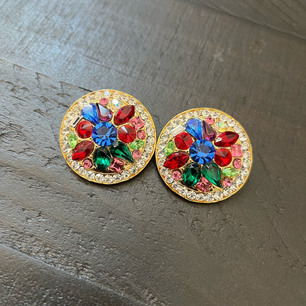 Vintage Round Earrings